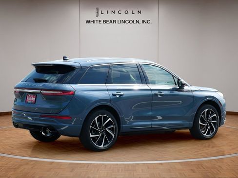 Used 2024 Lincoln Corsair Grand Touring w/ Equipment Group 302A AWD/4WD image 5