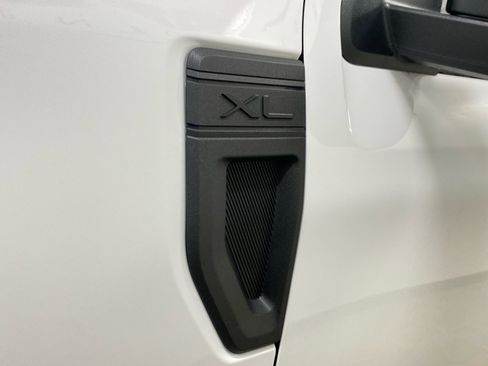 New 2026 Ford Maverick XL image 13