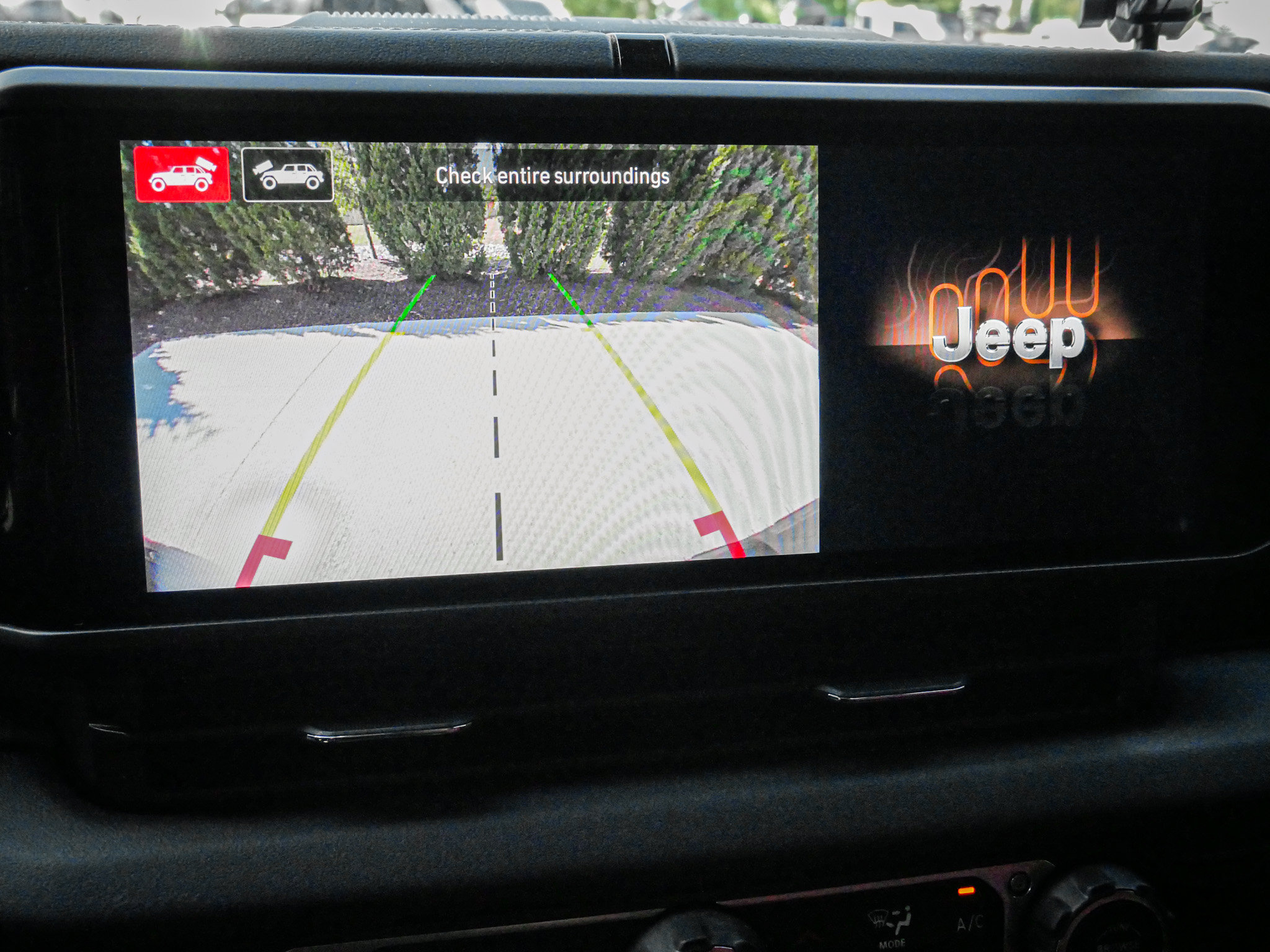 Used 2024 Jeep Wrangler Unlimited Rubicon 392 AWD/4WD image 25