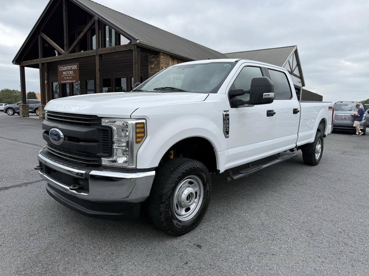 Used 2019 Ford F250 XL w/ Power Equipment Group AWD/4WD image 2