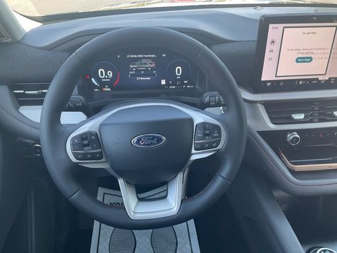 New 2026 Ford Explorer Active w/ Active Comfort Package RWD image 21