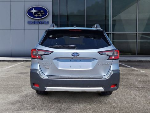 Certified 2025 Subaru Outback Limited AWD/4WD image 5