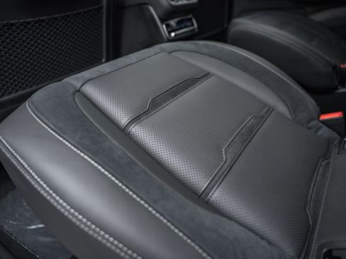 New 2026 Mercedes-Benz GLS 63 AMG 4MATIC image 36