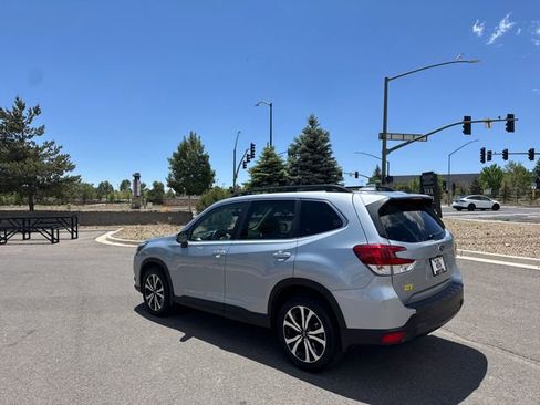Certified 2022 Subaru Forester Limited w/ Popular Package #2 AWD/4WD image 5