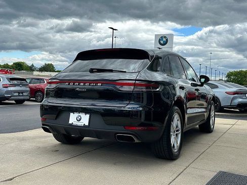 Used 2020 Porsche Macan AWD/4WD image 9