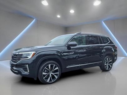 Certified 2025 Volkswagen Atlas SEL Premium R-Line