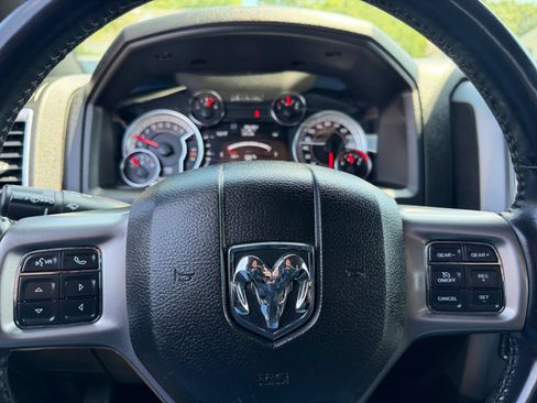 Used 2022 RAM 1500 Warlock AWD/4WD image 23