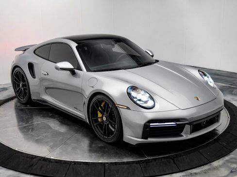 Used 2021 Porsche 911 Turbo S image 25