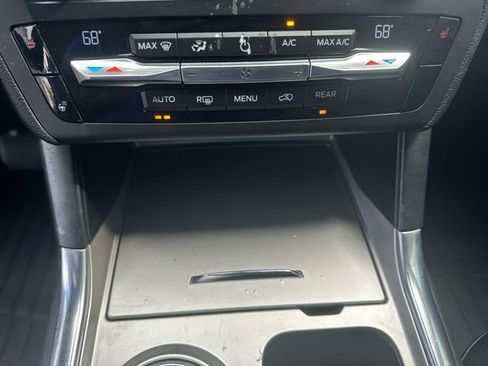 Certified 2020 Ford Explorer XLT w/ Equipment Group 202A AWD/4WD image 19