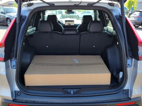 Used 2026 Honda CR-V Sport-L image 8