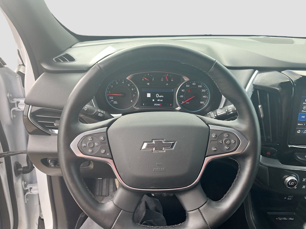 Used 2023 Chevrolet Traverse RS AWD/4WD image 11