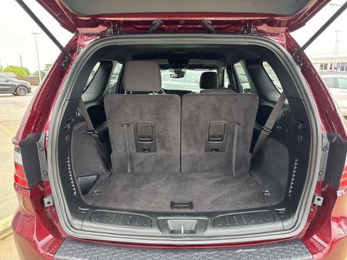Used 2024 Dodge Durango SXT w/ SXT Blacktop Group RWD image 8
