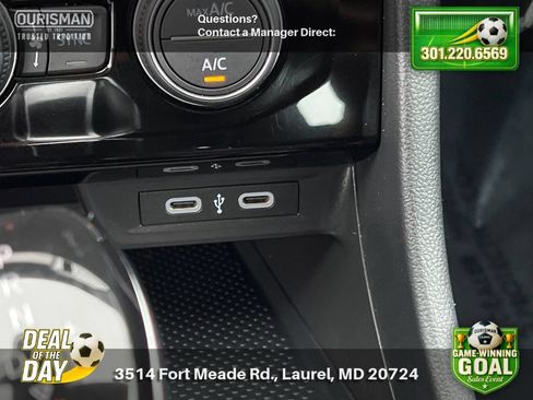 Used 2024 Volkswagen Jetta SE FWD image 28