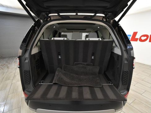 Used 2017 Land Rover Discovery HSE Luxury image 34