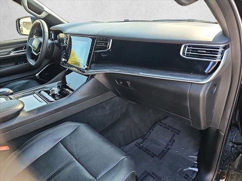 Used 2022 Jeep Wagoneer Series III w/ Premium Group I RWD image 25