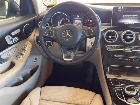 Used 2017 Mercedes-Benz GLC 300 image 25