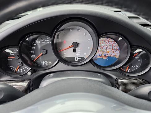 Used 2015 Porsche 911 Carrera 4S image 26