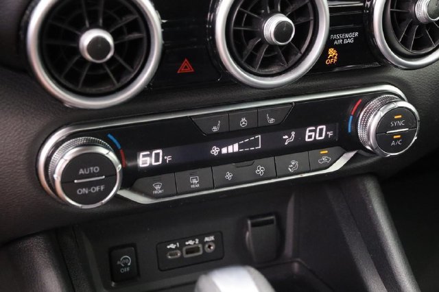 Used 2025 Nissan Sentra SV w/ All-Weather Package FWD image 18