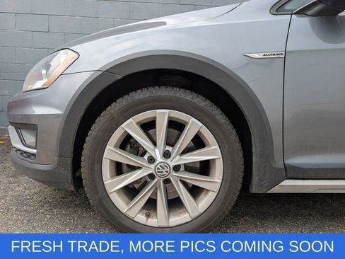 Used 2017 Volkswagen Golf Alltrack S AWD/4WD image 9