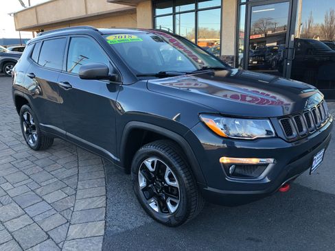 Used 2018 Jeep Compass Trailhawk w/ Leather Interior Group image 7