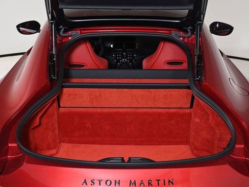 Used 2023 Aston Martin V8 Vantage Coupe image 26