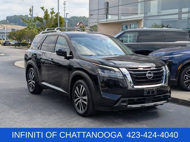 Used 2023 Nissan Pathfinder Platinum w/ Cargo Package AWD/4WD image 9