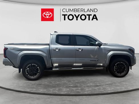 Used 2026 Toyota Tacoma TRD Sport AWD/4WD image 6