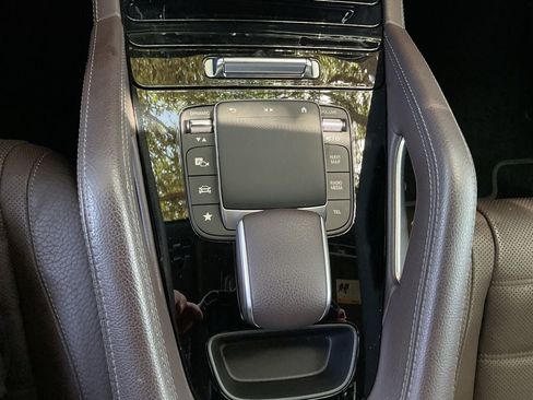 Used 2022 Mercedes-Benz GLE 450 4MATIC image 23