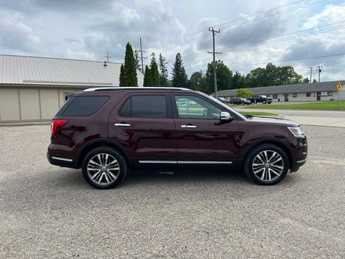 Used 2019 Ford Explorer Platinum AWD/4WD image 6