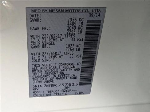Used 2015 Nissan Rogue SV image 24