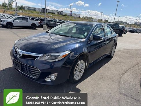 Used 2015 Toyota Avalon XLE Touring FWD image 3