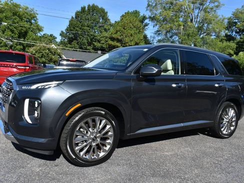 Used 2020 Hyundai Palisade Limited FWD image 2