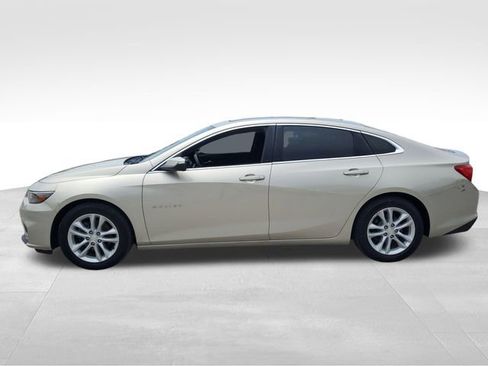 Used 2016 Chevrolet Malibu LT FWD image 7