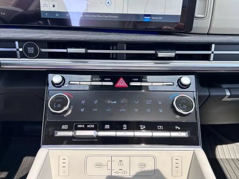 New 2026 Hyundai Santa Fe Calligraphy AWD/4WD image 16