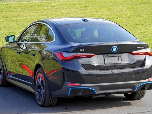Used 2023 BMW i4 eDrive35 w/ Premium Package RWD image 6