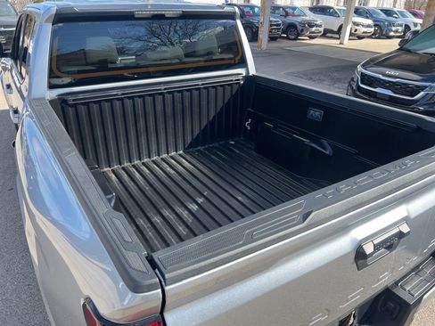 Used 2025 Toyota Tacoma SR5 image 33