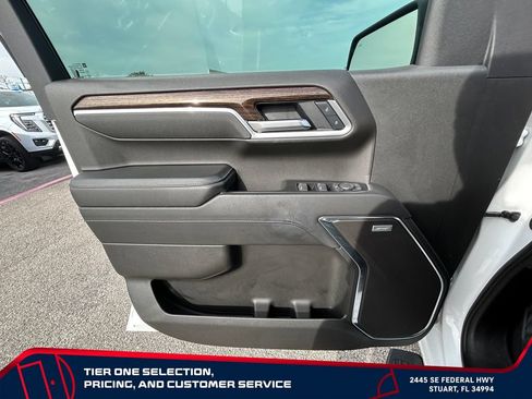 Used 2025 GMC Sierra 1500 Elevation w/ Elevation Premium Package AWD/4WD image 24