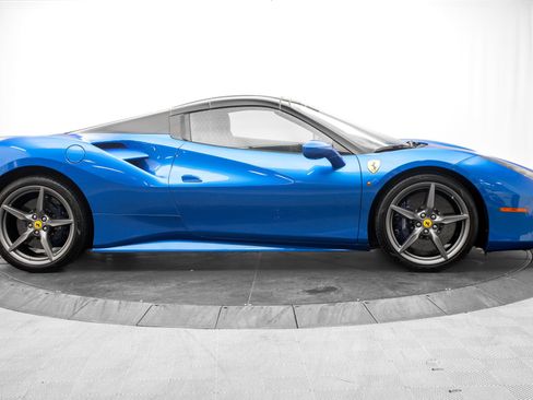 Used 2017 Ferrari 488 Spider RWD image 11