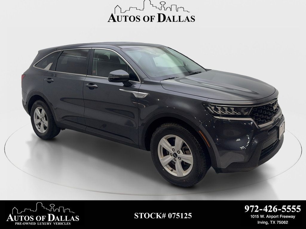 Used 2022 Kia Sorento LX FWD image 1