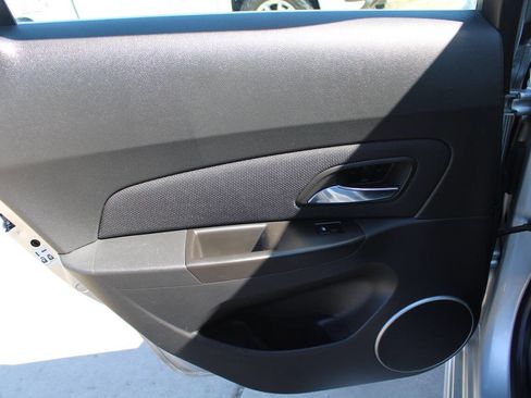Used 2015 Chevrolet Cruze LTZ w/ Sun, Sound and Sport Package FWD image 10
