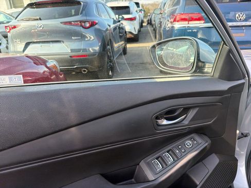 Used 2024 Honda Accord EX image 15