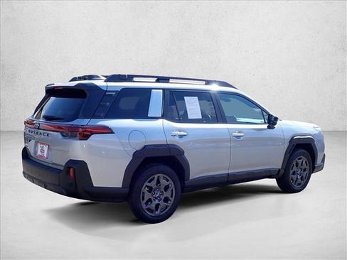 Certified 2026 Subaru Outback Premium w/ Premium/Limited Package AWD/4WD image 4