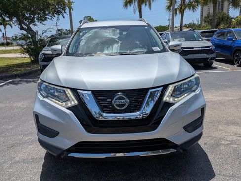 Used 2019 Nissan Rogue SV FWD image 7