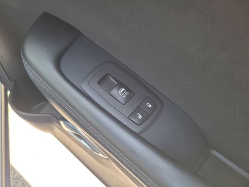 Used 2023 Dodge Challenger SXT AWD/4WD image 27