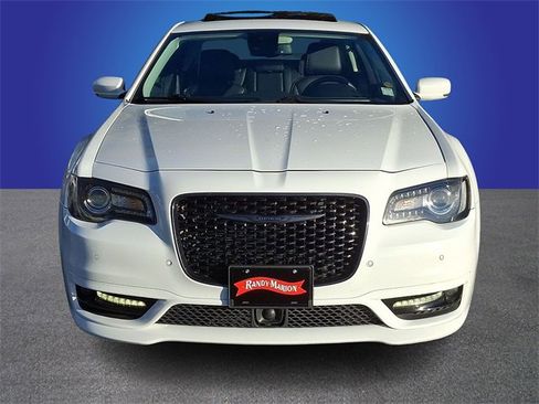 Used 2023 Chrysler 300 Touring L w/ Popular Equipment Group image 2