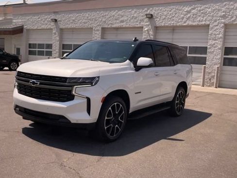 Used 2022 Chevrolet Tahoe RST w/ Sport Performance Package AWD/4WD image 5