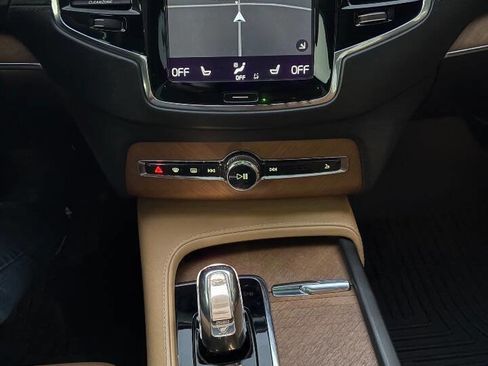 Used 2016 Volvo XC90 T8 Inscription image 36