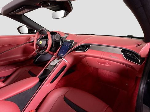 Used 2026 Ferrari Roma Spider RWD image 19