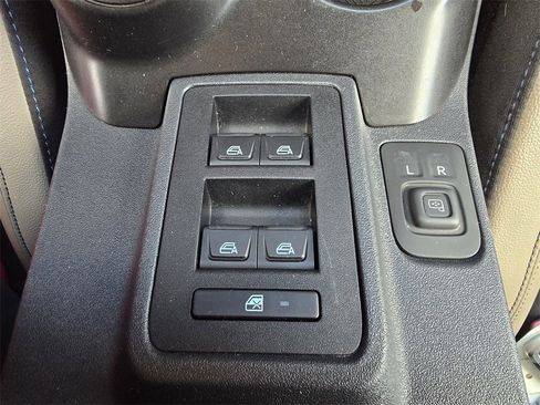 Used 2023 Ford Bronco Wildtrak image 31