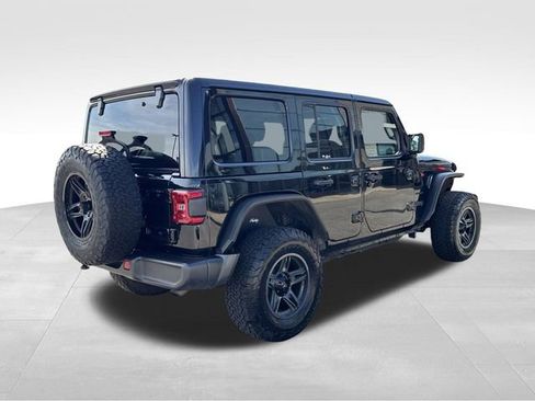 Used 2024 Jeep Wrangler Unlimited Sahara AWD/4WD image 6